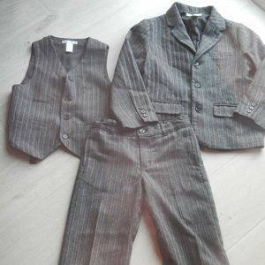 3 piece Janie & Jack suit